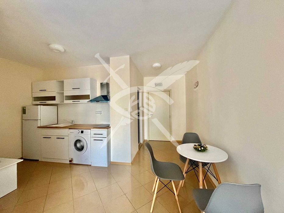 Дава се под наем Двустаен апартамент в к.к. Слънчев бряг - 52 кв.м за 57000 € - Снимка #4