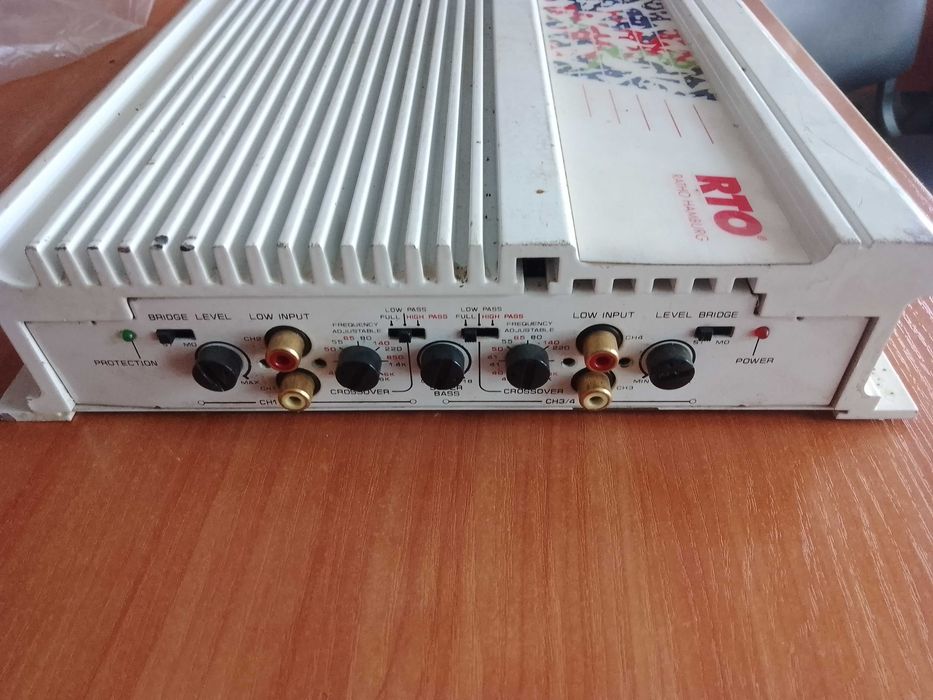 Усилватели три броя