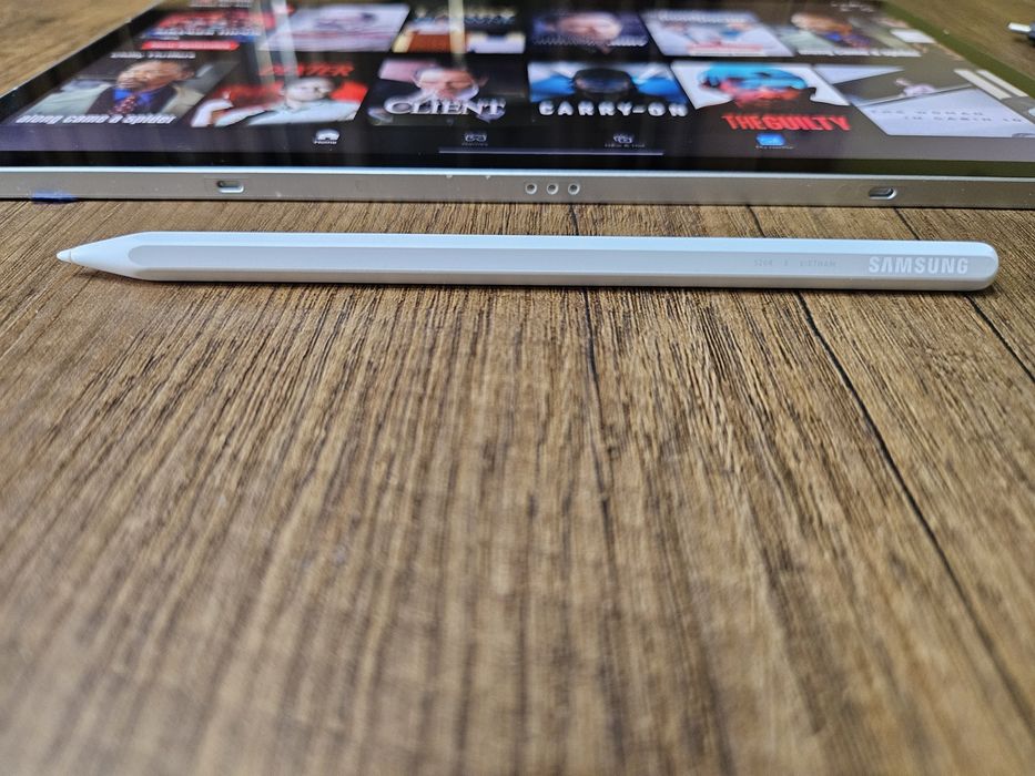 Samsung Tab S10 FE noua