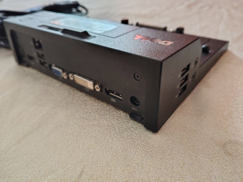 Dell latitude E7470, 32GB RAM, Docking station