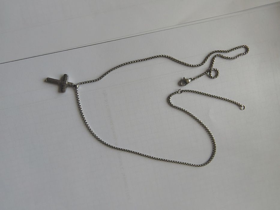 Lanțuri și brățară din otel inoxidabil