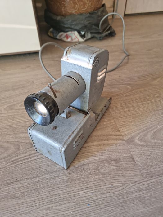 Прожектор от соца 20 евро.