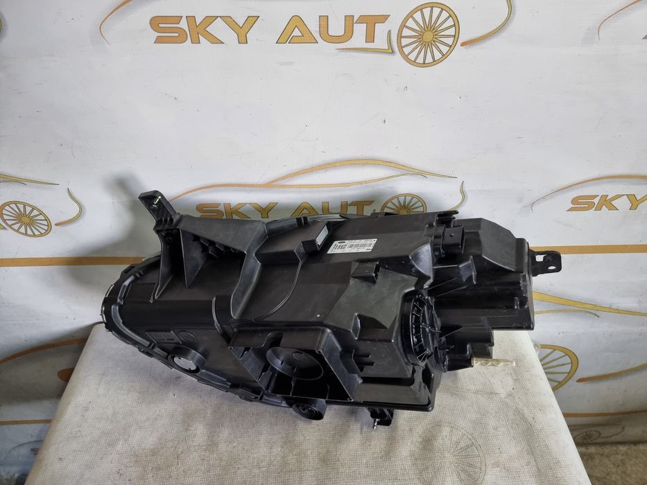 Far dreapta halogen led Ford Puma cod L1TB-13E014-EH