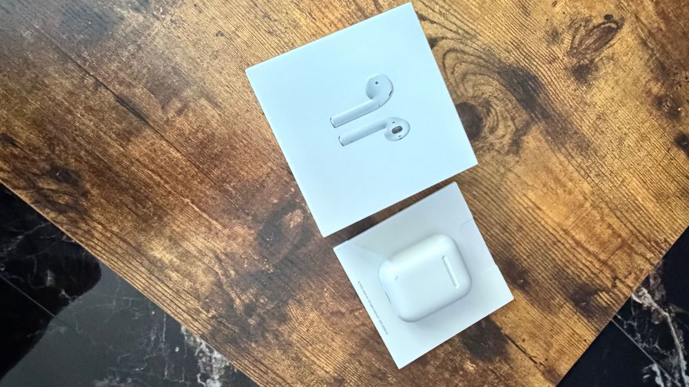 Apple airpods 2nd gen с кутия