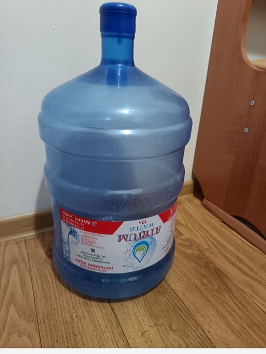 Продам бутыль, объём 19л