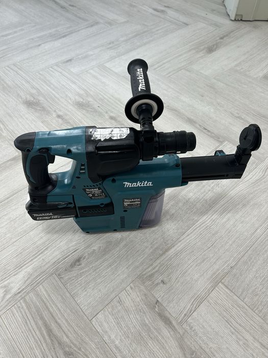 Makita DHR 243 rotopercutor cu aspirator