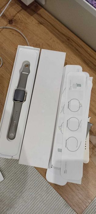 Apple whatch series 2