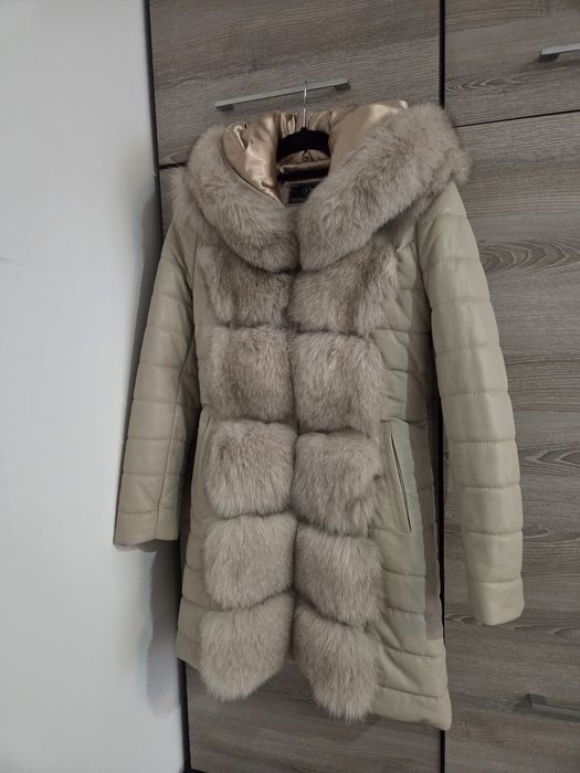 Haina de piele cu blana naturala