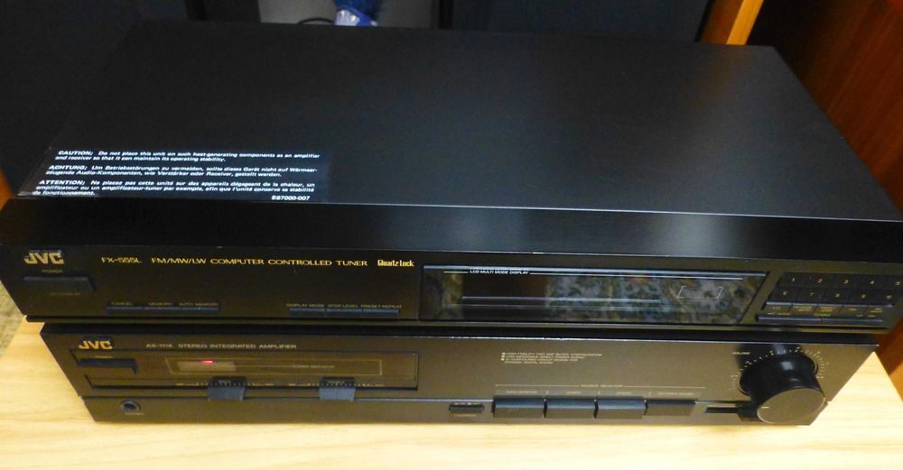 Amplificator si tuner JVC