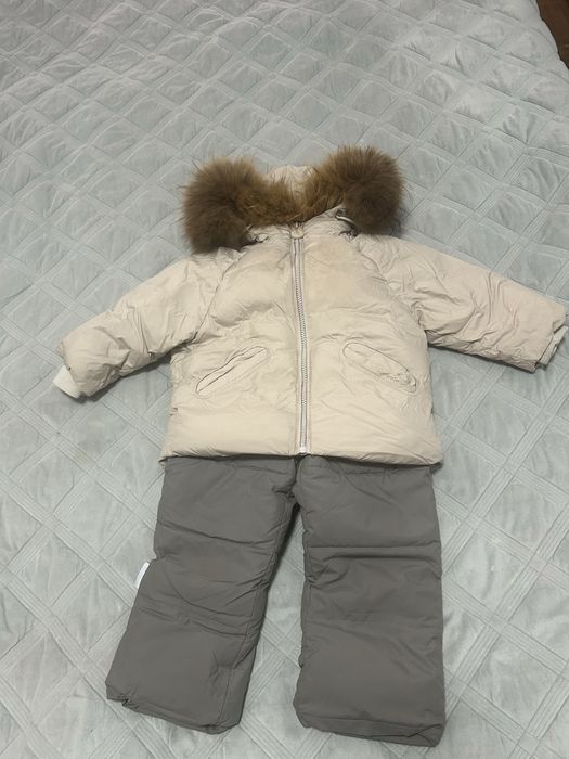 Продам куртку примерно на 1-2 годика.