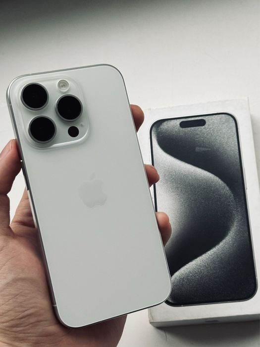 Продам iphone 15 pro 256
