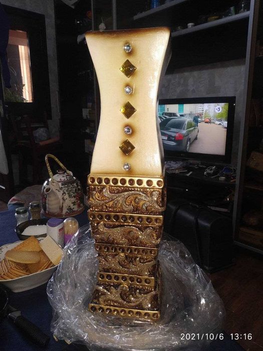 Продается ваза новая в упаковке