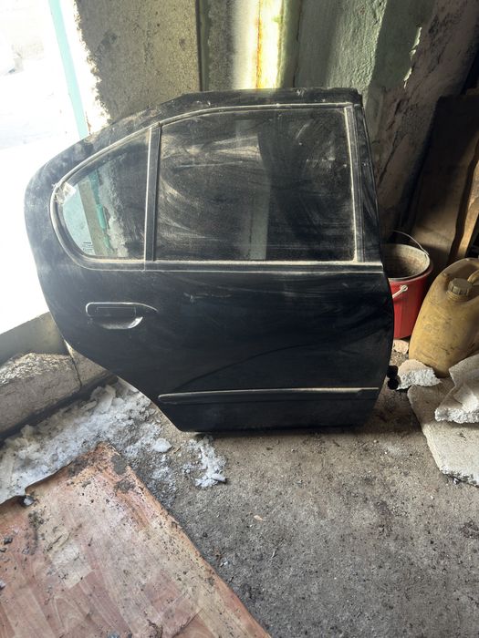 Двери и капот ниссан