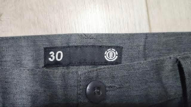 Продаю Element shorts