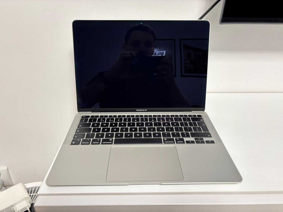 MacBook Air M1 13", 16G RAM, 512GB SSD, 94% baterie