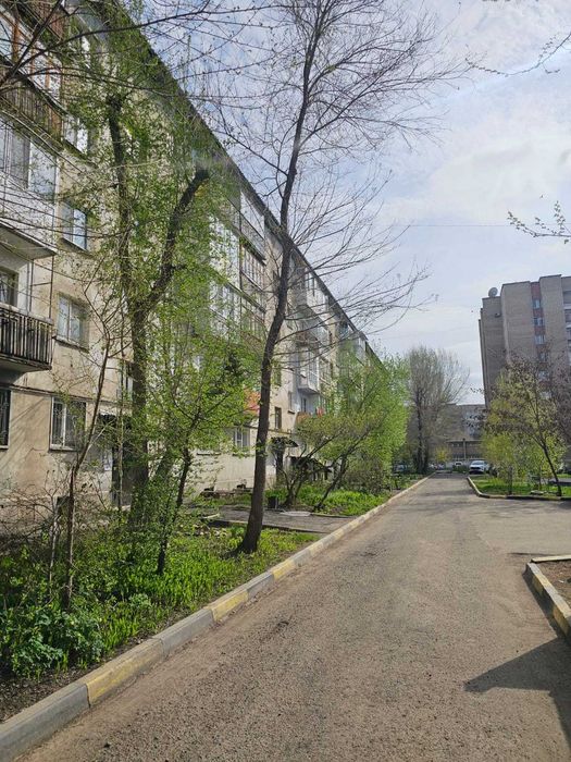 Продам 3-х комнатную квартиру