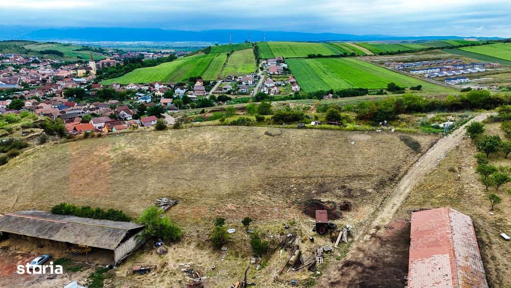 Teren de 2000 mp, deschidere la 2 strazi, Sura Mare |SkyVideo