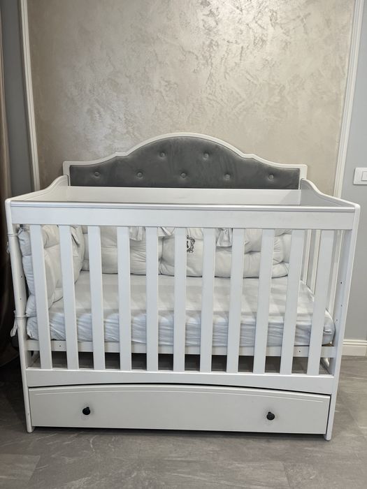 Patut bebe din lemn Vittoria Gray