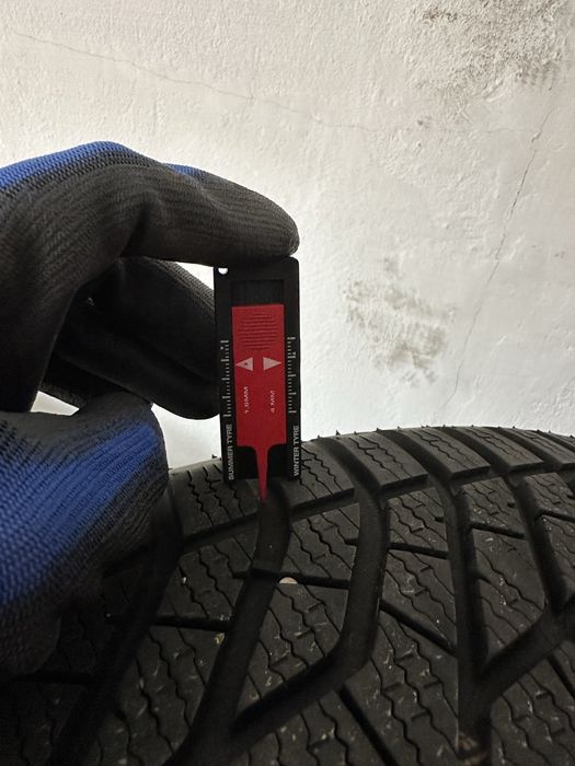 4 anvelope iarna 225/60R18 yokohama dot 2222 6 mm