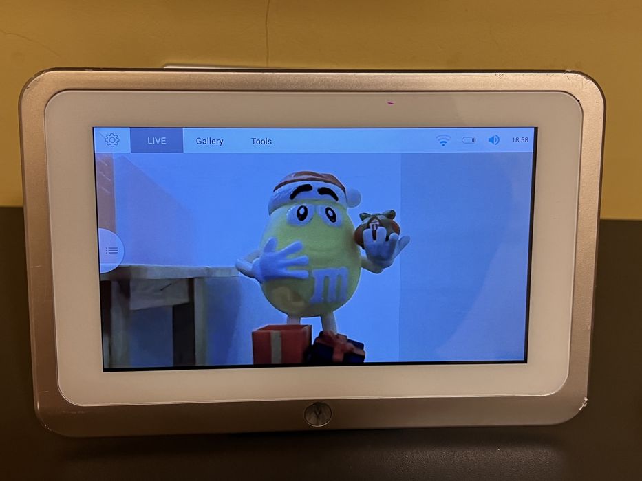 Бебефон Motorola Smart Nursery 7 инчов (таблет)