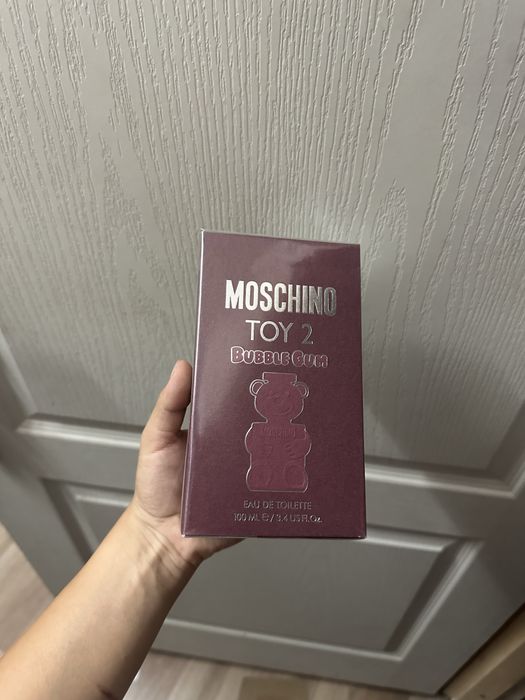 Moschino toy 2 bubblegum rosu