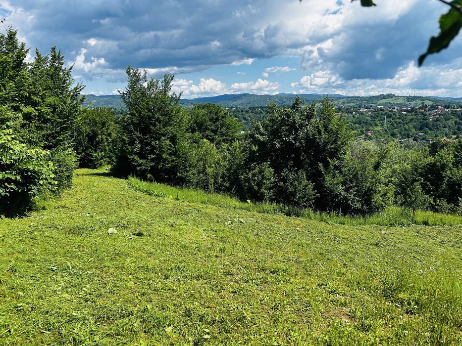 Teren intravilan de vânzare – Poiana Câmpina, Prahova | 1357 mp | Lângă pădure