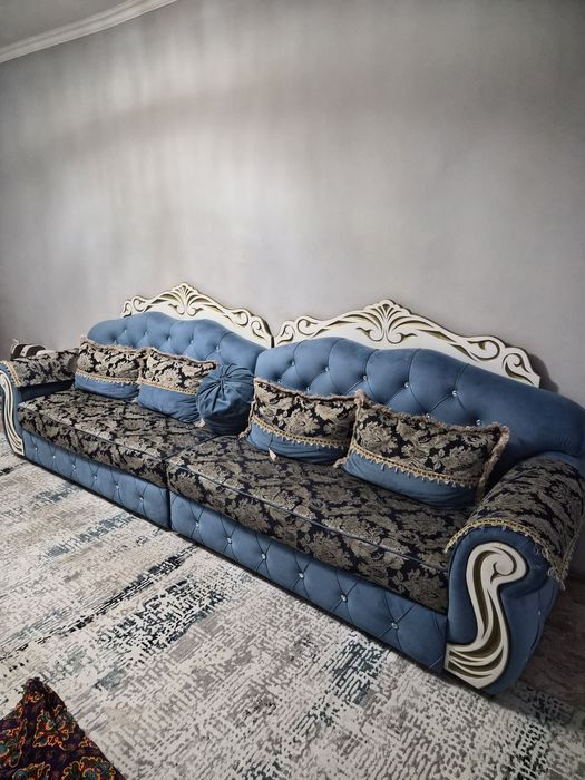 Продаётся диван 3.80см