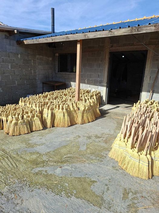 Продавам Метли на добра цена