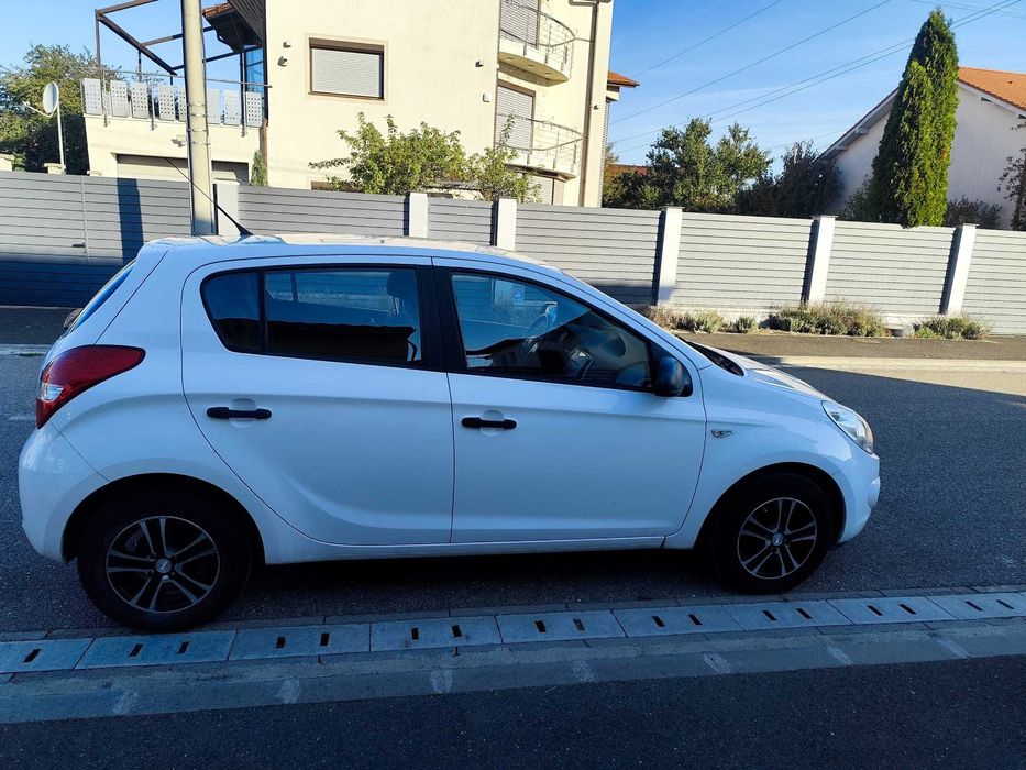 HYUNDAI i20 2012 — imagine 4