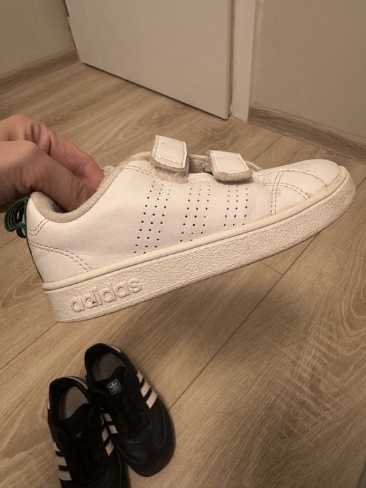 2 чифта Adidas размер 26 унисекс