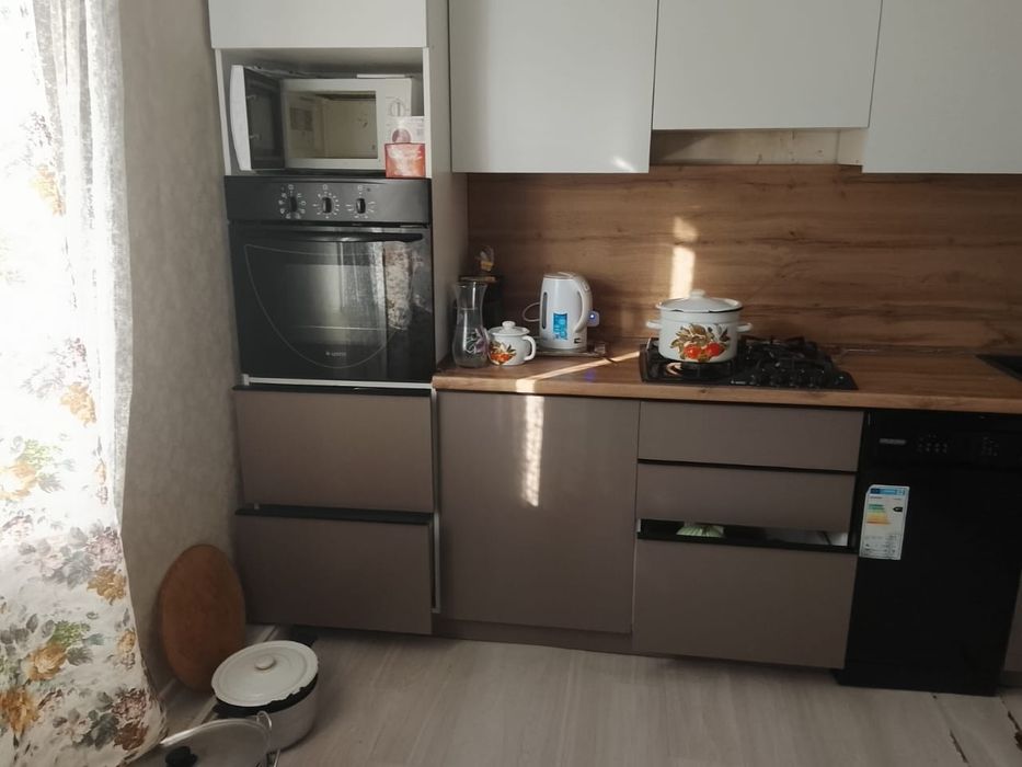 Кухонный гарнитур