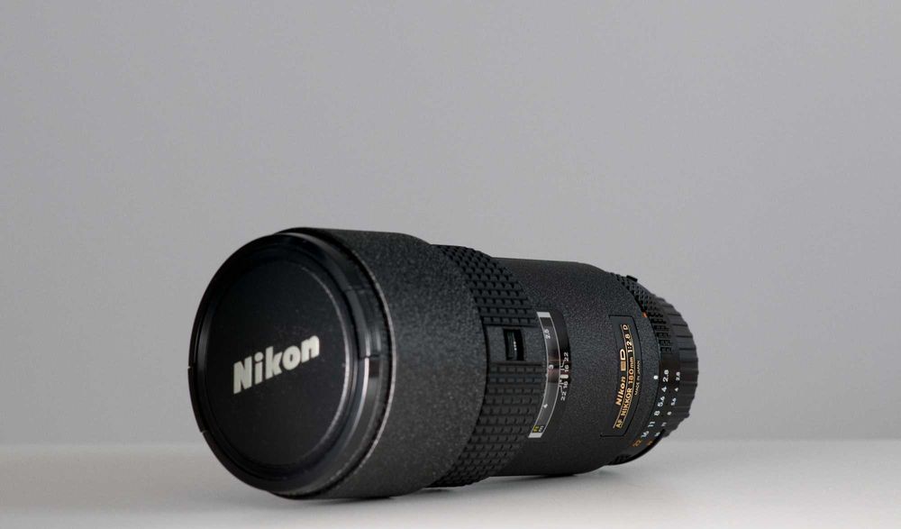 Obiectiv Nikon AF 180mm 2.8D ED