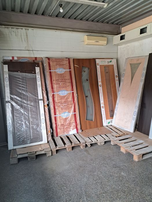 Продам новые двери без комплекта
