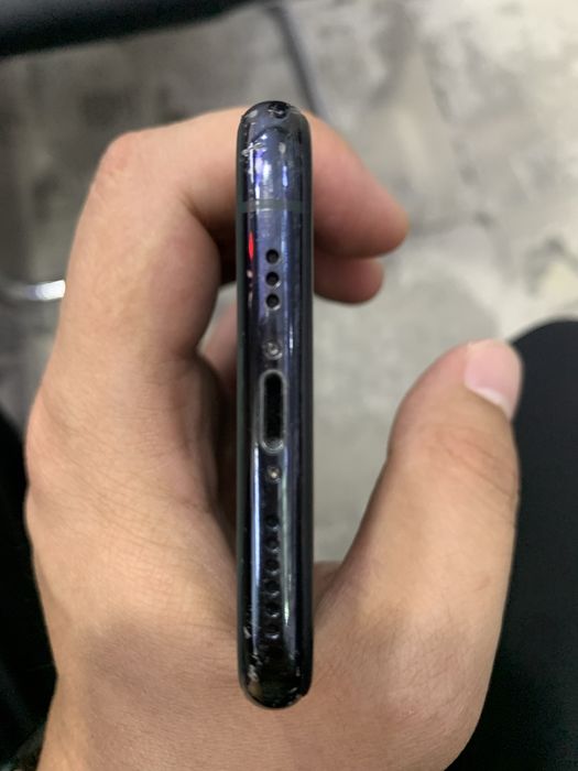 Sotiladi Iphone 11 pro 64 GB Green