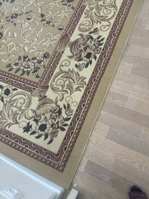 Продоеться ковры 3 штук