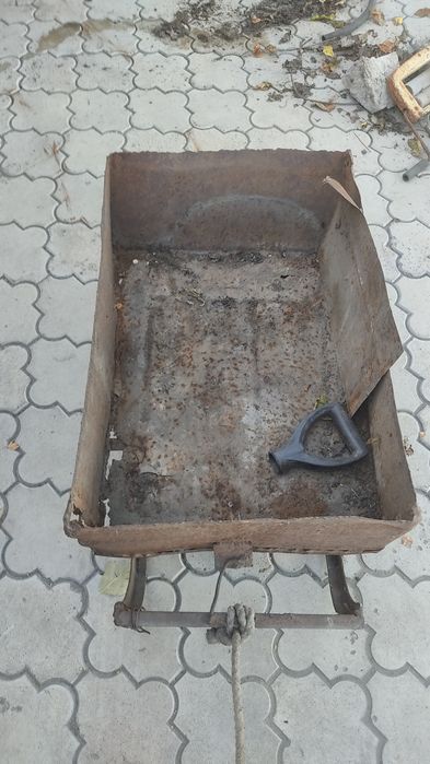 Продам тележку и сани