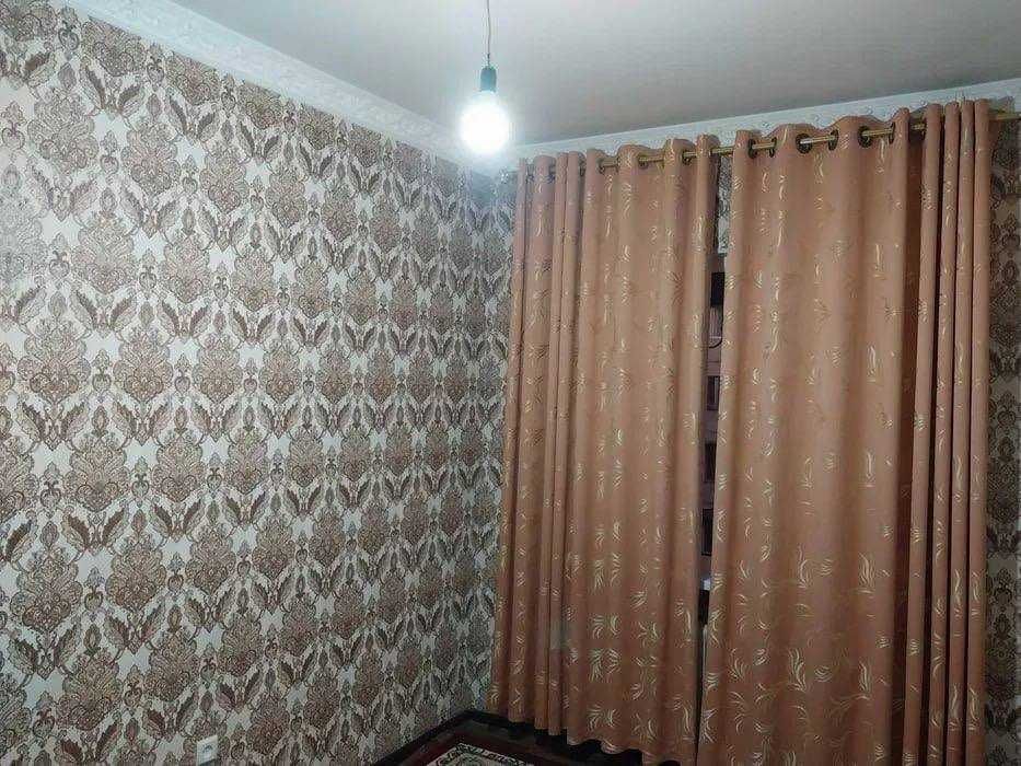 Продается 2в3-комнатная квартира, массив Карасу-2, ориентир Корзинка