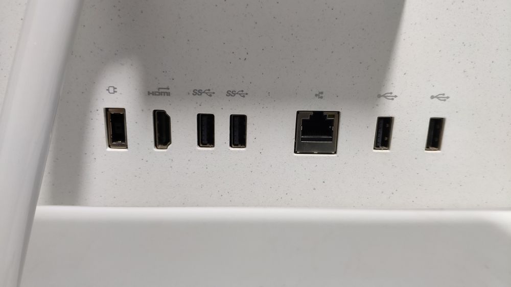 Lenovo моноблок core i5 12450H 8gb 512ssd состояние отличное