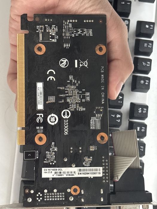 Продам Видеокарту GT 710