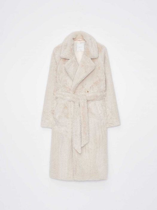 Уникално меко и топло зимно палто