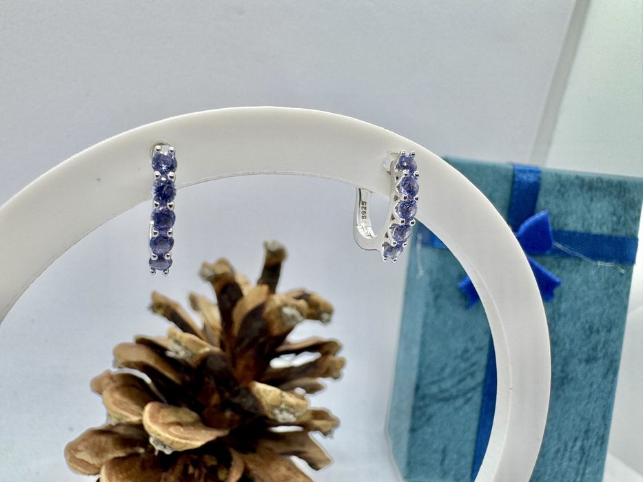 Сребърни обеци с танзанит