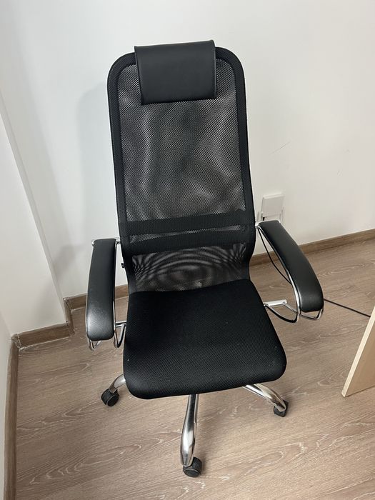 Продается Офисные мебели б/у