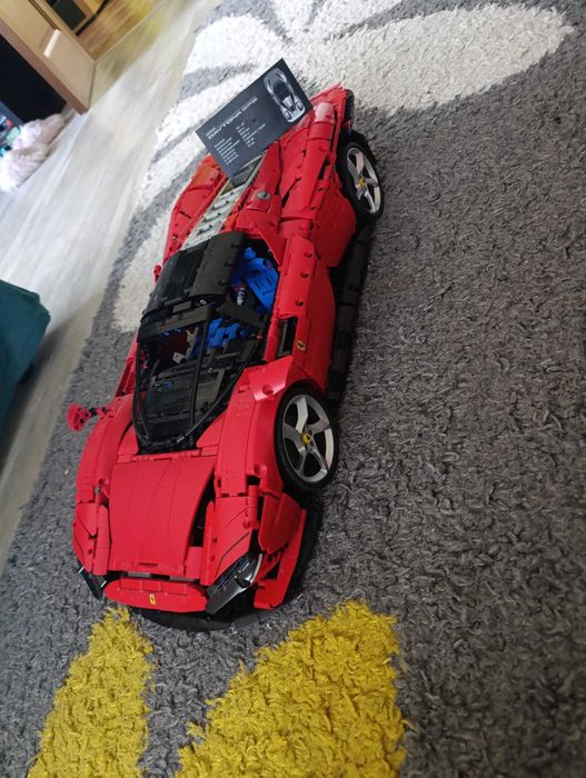 Vand Lego Technic Ferrari Daytona SP3 42143