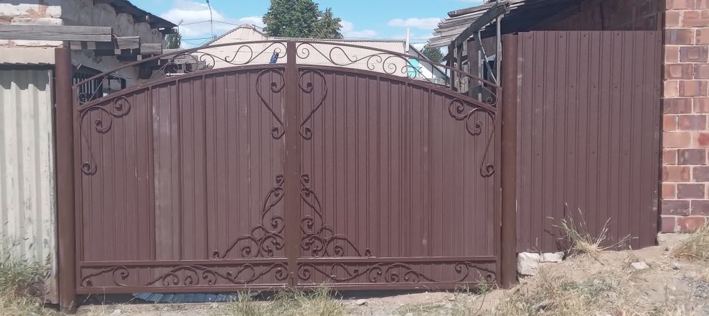 Ворота продам большой выбор!