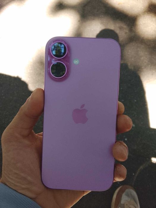 iPhone 16 schimb vand
