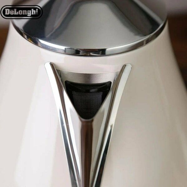 DeLonghi Электрический чайник KBOV2001. BG, бежевый
