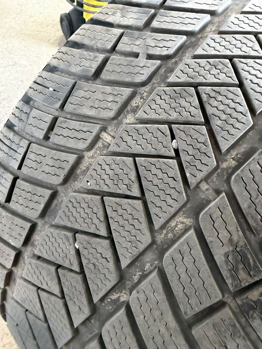 4 гуми - 3бр Vredestein, 1Michelin