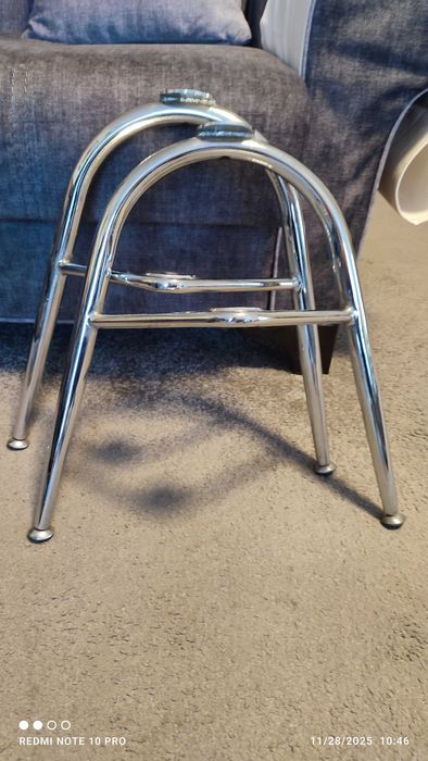 Метални крака за холна масичка с две нива