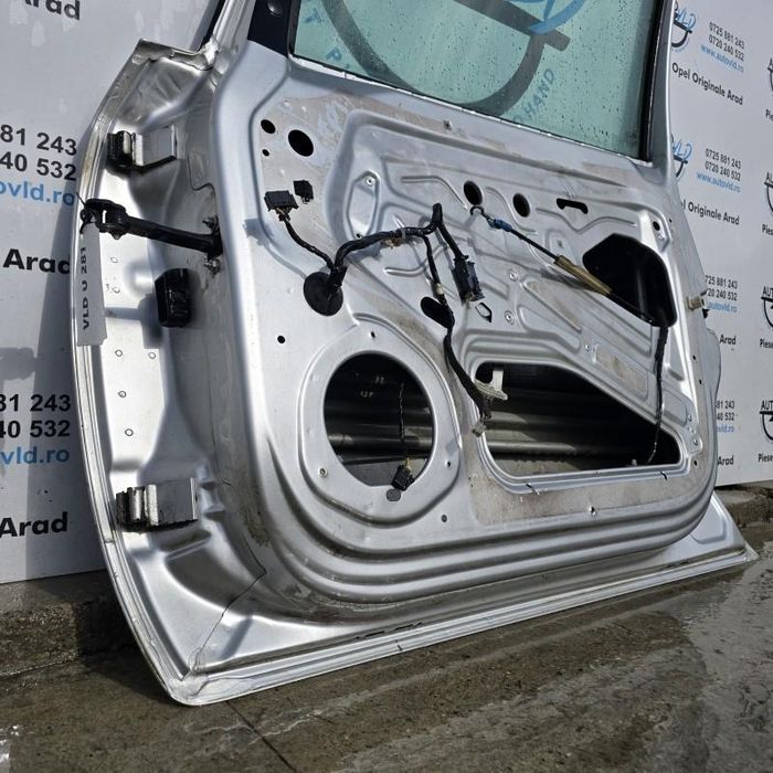 Portiera usa dreapta fata Opel Zafira B Facelift