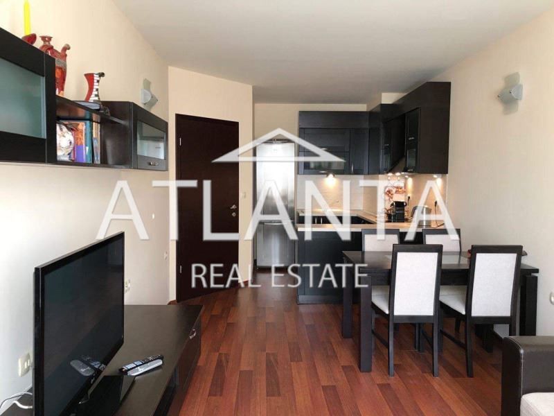 Продава се Двустаен апартамент в к.к. Златни пясъци - 68 кв.м за 1692 €/кв.м - Снимка #4